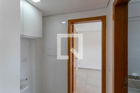 Corredor e Área de Serviço de apartamento à venda com 1 quarto, 40m² em Ouro Preto, Belo Horizonte