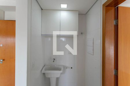 Corredor e Área de Serviço de apartamento à venda com 1 quarto, 40m² em Ouro Preto, Belo Horizonte