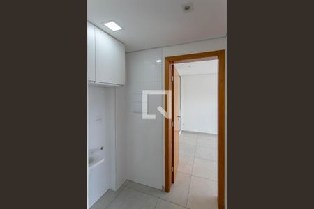 Corredor e Área de Serviço de apartamento à venda com 1 quarto, 40m² em Ouro Preto, Belo Horizonte