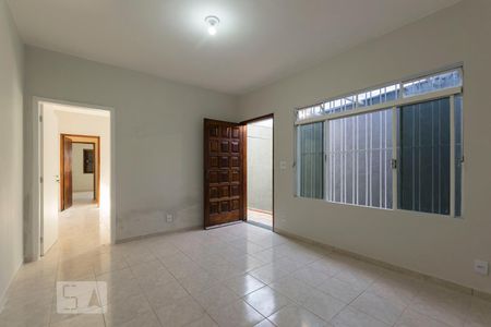 Sala de casa à venda com 3 quartos, 140m² em Vila Santo Estéfano, São Paulo