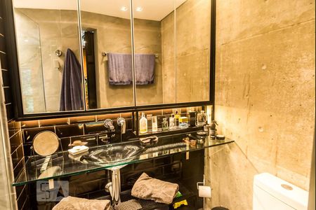 Banheiro de apartamento para alugar com 1 quarto, 70m² em Petrópolis, Porto Alegre