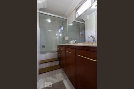 Apartamento para alugar com 100m², 3 quartos e 1 vaga Apartamento para alugar com 100m², 3 quartos e 1 vagaBanheiro - Suíte