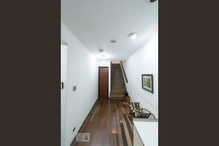 Sala Escada de casa para alugar com 4 quartos, 100m² em Brooklin Paulista, São Paulo