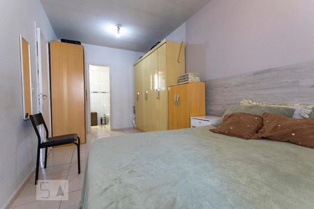 Casa à venda com 130m², 3 quartos e 2 vagas Casa à venda com 130m², 3 quartos e 2 vagasSuite