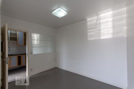Sala de apartamento para alugar com 3 quartos, 96m² em Jardim Londrina, São Paulo
