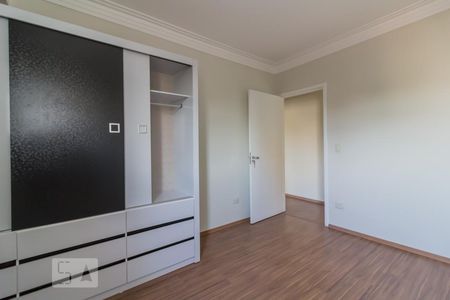 Quarto 1 de apartamento para alugar com 2 quartos, 70m² em Jardim Guarulhos, Guarulhos