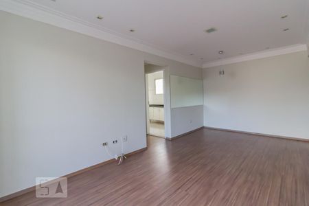 Sala de apartamento para alugar com 2 quartos, 70m² em Jardim Guarulhos, Guarulhos