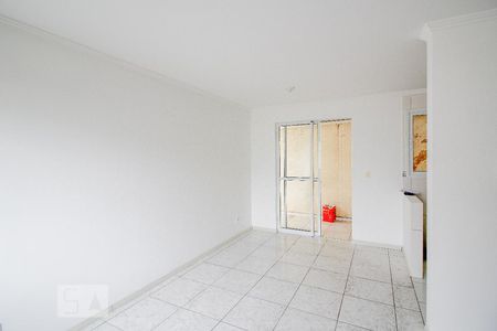 Sala de casa de condomínio para alugar com 3 quartos, 90m² em Uberaba, Curitiba