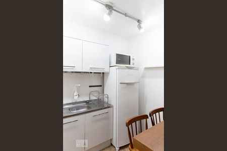 Cozinha de apartamento para alugar com 1 quarto, 50m² em Petrópolis, Porto Alegre