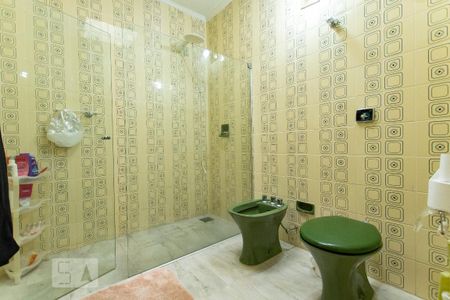 Casa de condomínio à venda com 540m², 3 quartos e 6 vagas Casa de condomínio à venda com 540m², 3 quartos e 6 vagasBanheiro - Piso Superior