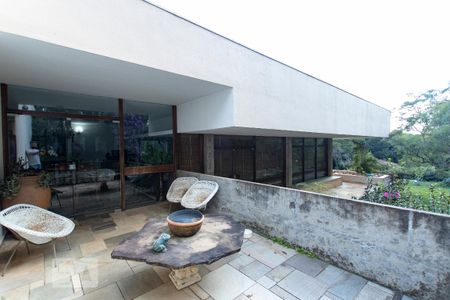 Casa de condomínio à venda com 540m², 3 quartos e 6 vagas Casa de condomínio à venda com 540m², 3 quartos e 6 vagasArea de Descanso - Externa