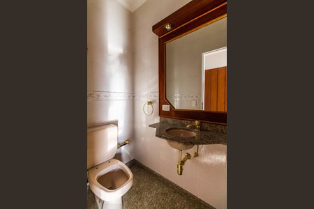 Lavabo de apartamento para alugar com 3 quartos, 213m² em Jardim Avelino, São Paulo