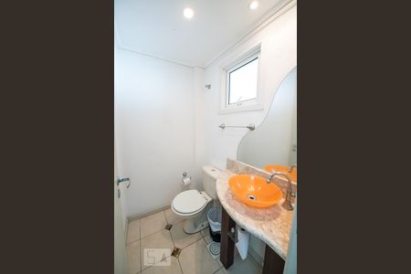 Lavabo de casa de condomínio para alugar com 3 quartos, 190m² em Morro do Espelho, São Leopoldo
