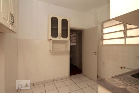 Cozinha de apartamento à venda com 2 quartos, 80m² em Bela Vista, São Paulo