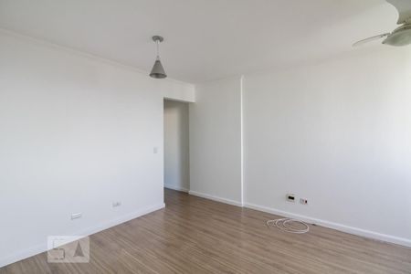 Sala de apartamento à venda com 3 quartos, 76m² em Vila Osasco, Osasco