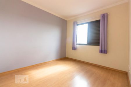 Suíte  de apartamento para alugar com 2 quartos, 65m² em Km 18, Osasco
