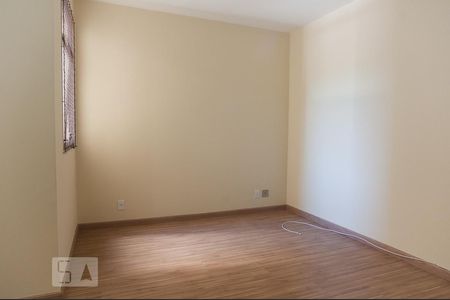 Sala de apartamento para alugar com 2 quartos, 75m² em Cambuí, Campinas