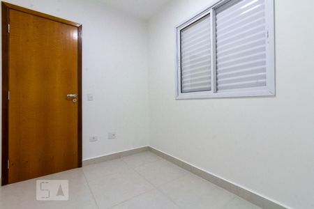 Quarto 1 de apartamento para alugar com 2 quartos, 45m² em Vila Nova Mazzei, São Paulo