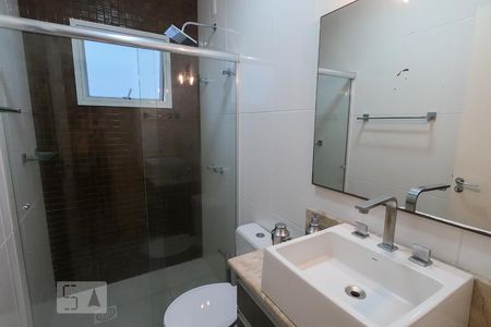 Banheiro Suíte 2 de apartamento para alugar com 2 quartos, 117m² em Canasvieiras, Florianópolis