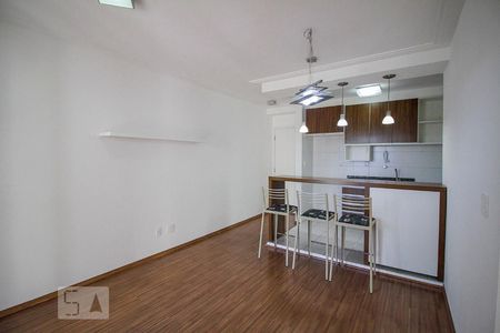 Sala de apartamento para alugar com 2 quartos, 65m² em Bela Aliança, São Paulo