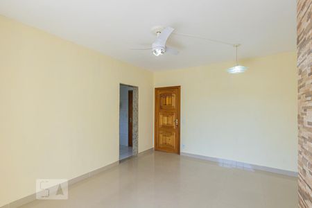 Sala de apartamento para alugar com 2 quartos, 60m² em Freguesia de Jacarepaguá, Rio de Janeiro