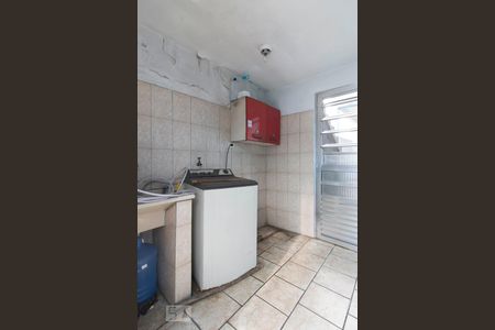 Lavanderia de casa para alugar com 1 quarto, 45m² em Vila Cavaton, São Paulo