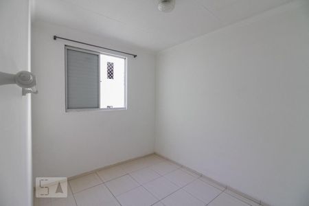Quarto 1 de apartamento para alugar com 2 quartos, 47m² em Vila Yolanda, Osasco