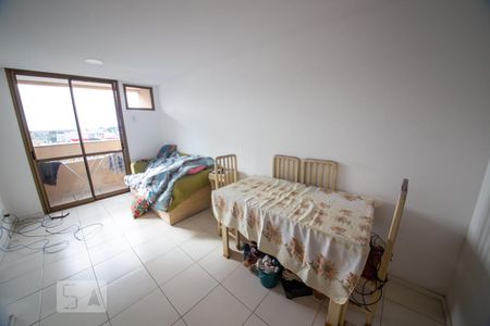 Sala  de apartamento para alugar com 3 quartos, 77m² em Centro, Niterói