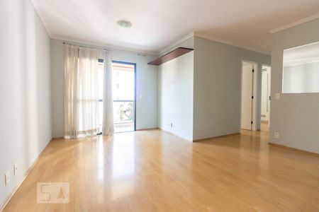 Sala  de apartamento à venda com 3 quartos, 76m² em Jardim Peri Peri, São Paulo