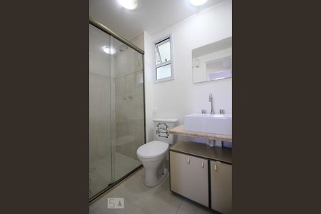 Banheiro de apartamento à venda com 3 quartos, 69m² em Vila Andrade, São Paulo