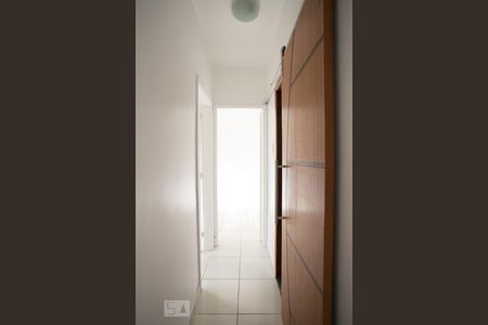 Corredor de apartamento à venda com 2 quartos, 72m² em Grajaú, Rio de Janeiro