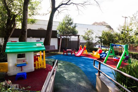 Playground de apartamento à venda com 1 quarto, 49m² em Teresópolis, Porto Alegre