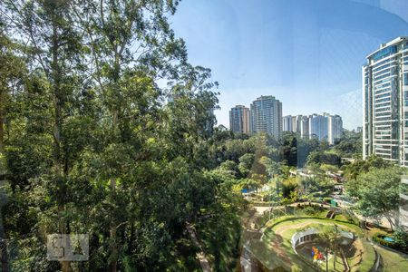 Vista de apartamento à venda com 5 quartos, 320m² em Panamby, São Paulo