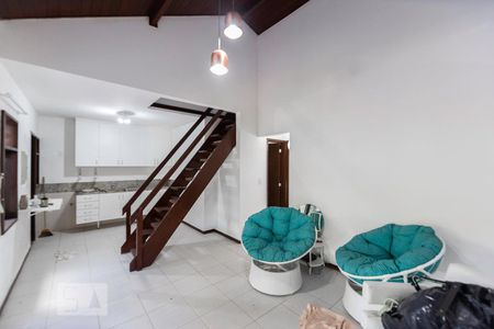 Sala de casa de condomínio à venda com 2 quartos, 75m² em Vargem Grande, Rio de Janeiro