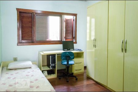 Apartamento à venda com 250m², 3 quartos e 2 vagas Apartamento à venda com 250m², 3 quartos e 2 vagasDormitório 2