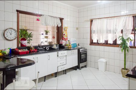 Apartamento à venda com 250m², 3 quartos e 2 vagas Apartamento à venda com 250m², 3 quartos e 2 vagasCozinha