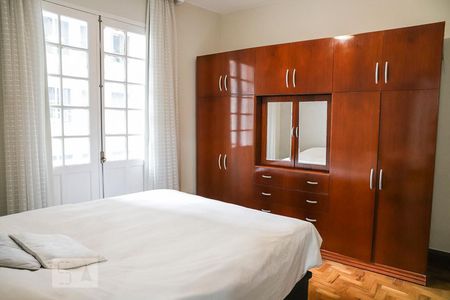 Quarto 1 de apartamento para alugar com 2 quartos, 97m² em Santa Efigênia, São Paulo