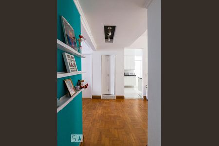 Corredor de apartamento para alugar com 2 quartos, 97m² em Santa Efigênia, São Paulo