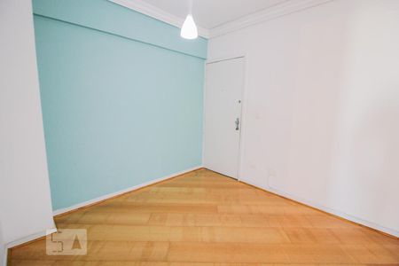 Sala de jantar de apartamento para alugar com 2 quartos, 70m² em Centro Cívico, Curitiba