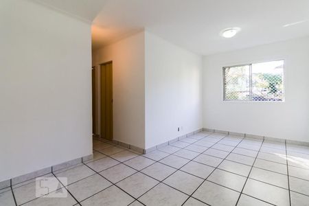 Sala de apartamento para alugar com 3 quartos, 55m² em Jardim Ibitirama, São Paulo