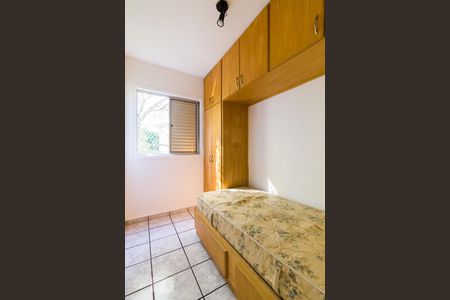 Quarto 01  de apartamento para alugar com 3 quartos, 55m² em Jardim Ibitirama, São Paulo