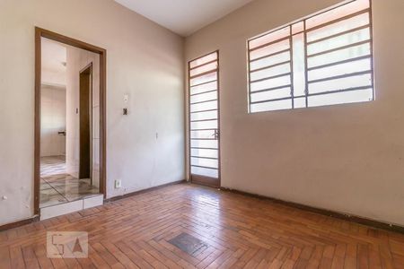 Sala 3 de casa à venda com 4 quartos, 100m² em Lagoinha, Belo Horizonte