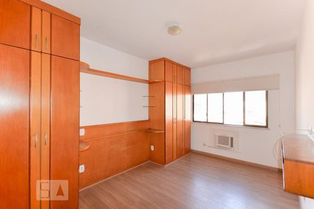 Suíte de apartamento para alugar com 3 quartos, 134m² em Vila Isabel, Rio de Janeiro