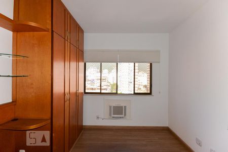 Suíte de apartamento para alugar com 3 quartos, 134m² em Vila Isabel, Rio de Janeiro