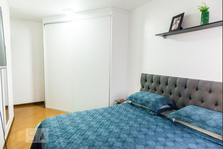 Suíte de apartamento para alugar com 2 quartos, 147m² em Jardim Itu Sabará, Porto Alegre