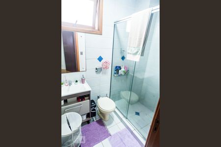 Banheiro de apartamento para alugar com 2 quartos, 147m² em Jardim Itu Sabará, Porto Alegre
