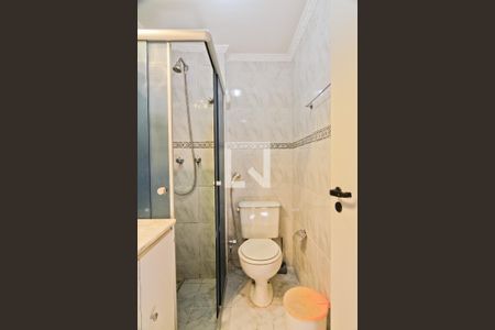 Apartamento à venda com 67m², 3 quartos e 1 vaga Apartamento à venda com 67m², 3 quartos e 1 vagaBanheiro da Suíte