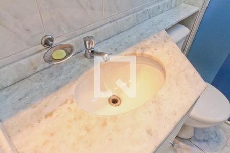 Apartamento à venda com 67m², 3 quartos e 1 vaga Apartamento à venda com 67m², 3 quartos e 1 vagaBanheiro