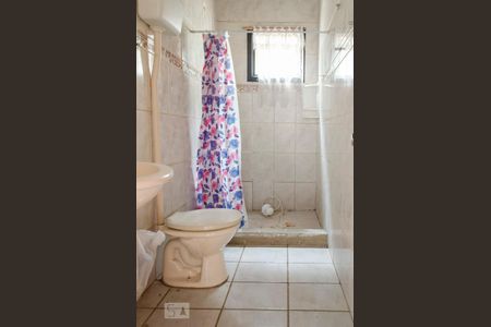 Banheiro de apartamento para alugar com 2 quartos, 70m² em São José, Canoas