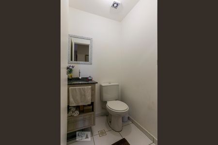Banheiro de apartamento à venda com 3 quartos, 114m² em Cambuci, São Paulo